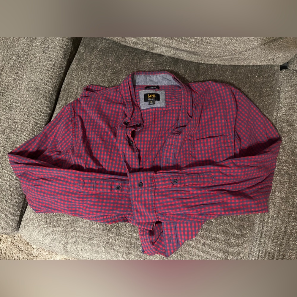 Long sleeve Lee casual dress shirt